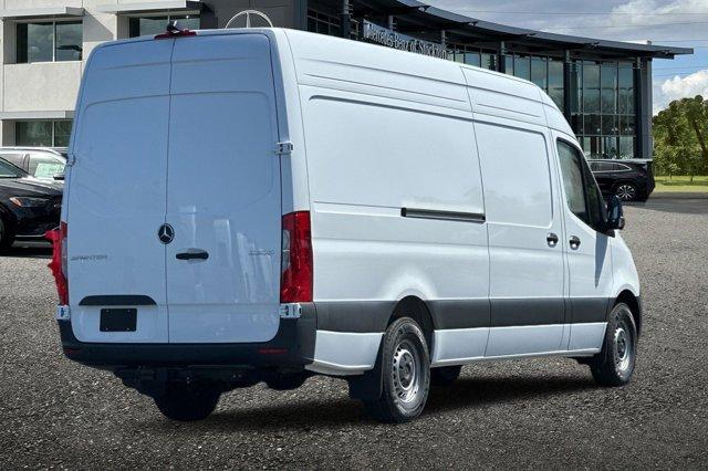 new 2025 Mercedes-Benz Sprinter 2500 car, priced at $69,072