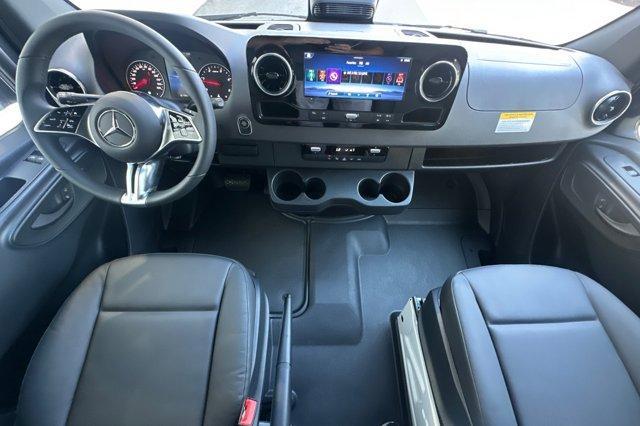 new 2025 Mercedes-Benz Sprinter 2500 car, priced at $69,072