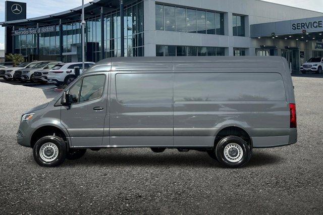 new 2026 Mercedes-Benz Sprinter 2500 car, priced at $86,554
