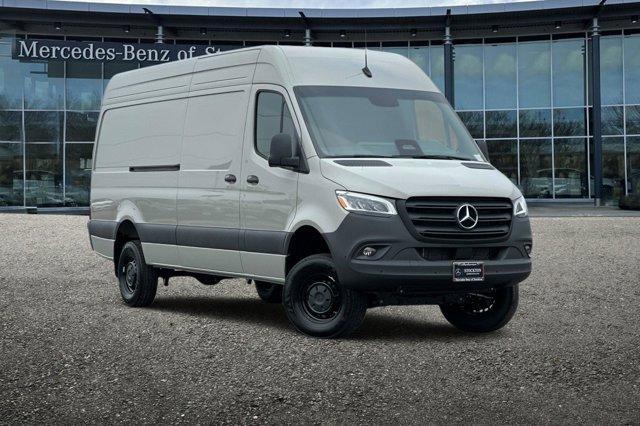 new 2025 Mercedes-Benz Sprinter 2500 car, priced at $85,570