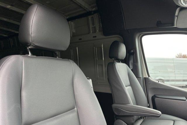 new 2025 Mercedes-Benz Sprinter 2500 car, priced at $85,570