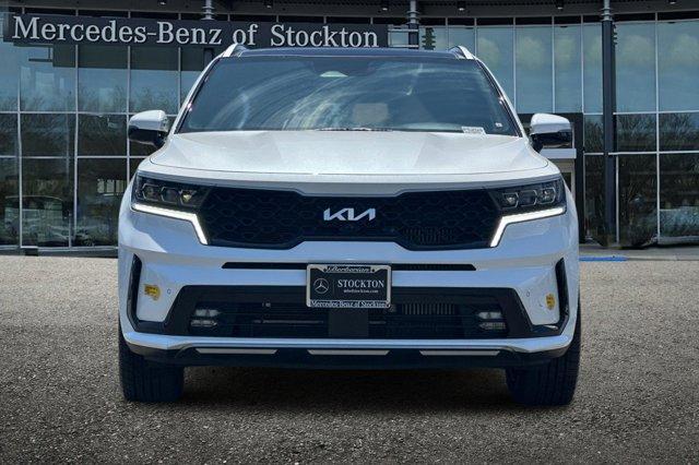 used 2022 Kia Sorento Plug-In Hybrid car, priced at $35,999