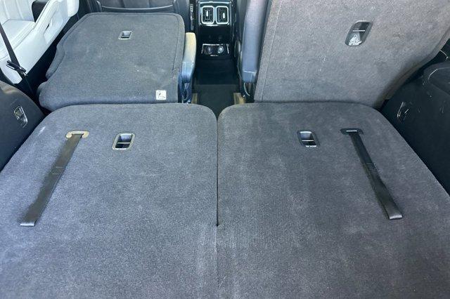 used 2022 Kia Sorento Plug-In Hybrid car, priced at $35,999
