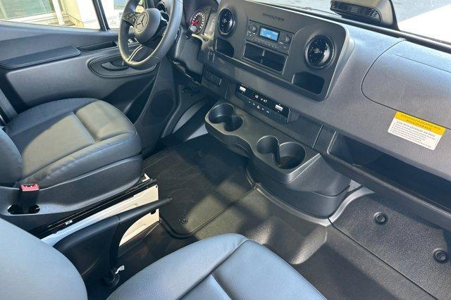 new 2025 Mercedes-Benz Sprinter 2500 car, priced at $65,842