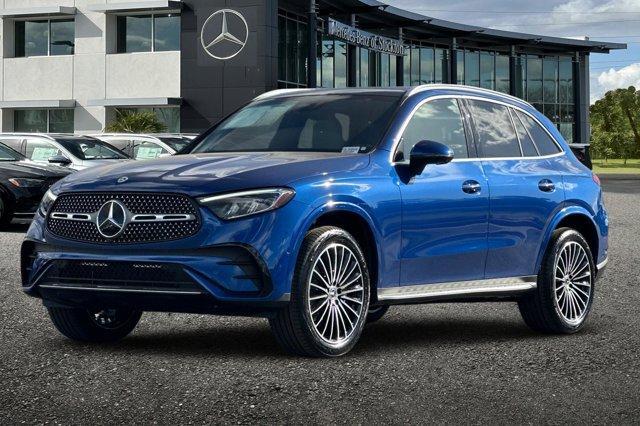 new 2025 Mercedes-Benz GLC 300 car, priced at $62,305