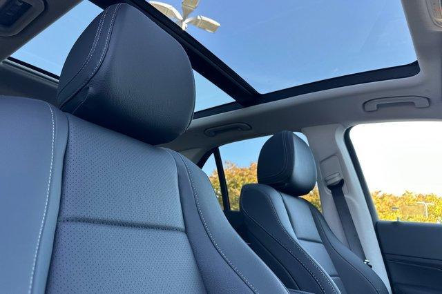 new 2026 Mercedes-Benz GLE 450 car, priced at $78,100