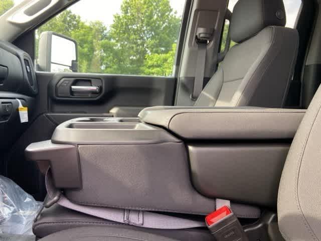 new 2025 Chevrolet Silverado 3500 car, priced at $54,278