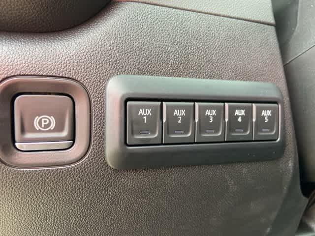 new 2025 Chevrolet Silverado 3500 car, priced at $54,278