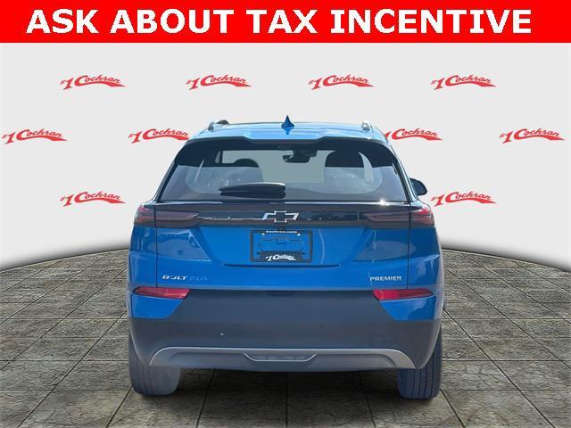 used 2022 Chevrolet Bolt EUV car, priced at $20,748