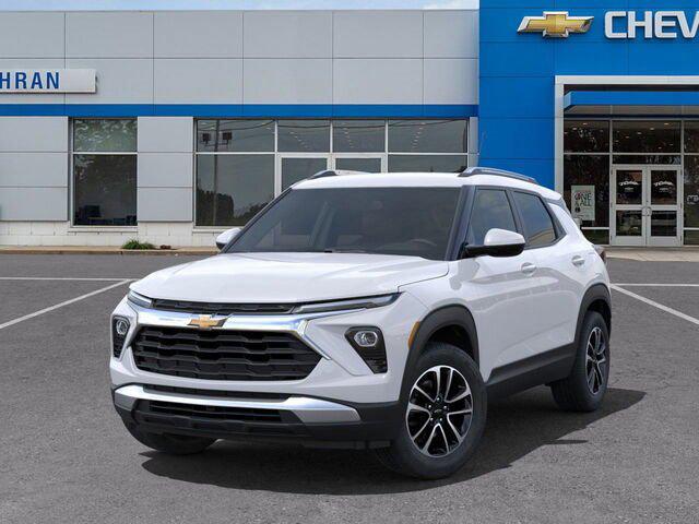 new 2025 Chevrolet TrailBlazer car, priced at $28,095