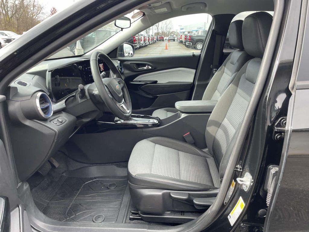 used 2024 Chevrolet Trax car, priced at $20,497