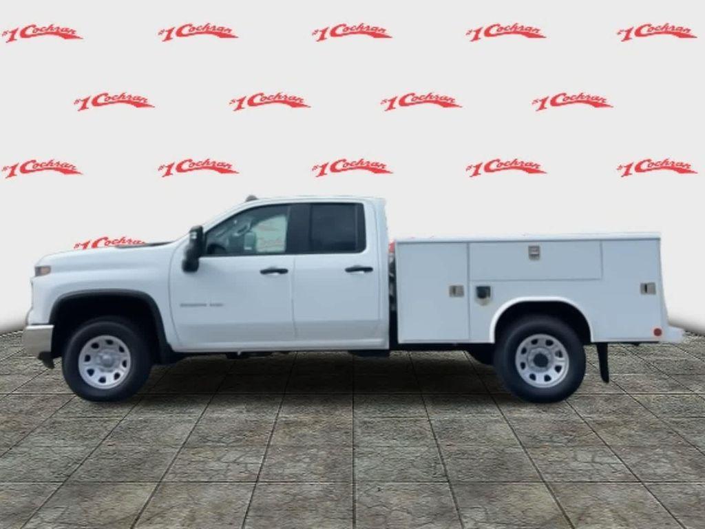 new 2025 Chevrolet Silverado 3500 car, priced at $54,278