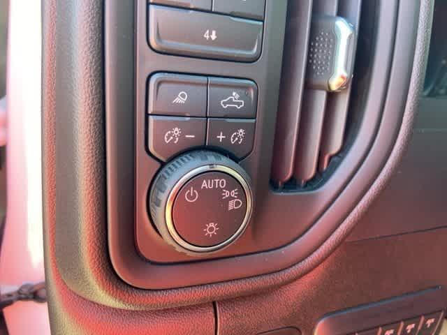 new 2025 Chevrolet Silverado 3500 car, priced at $54,278