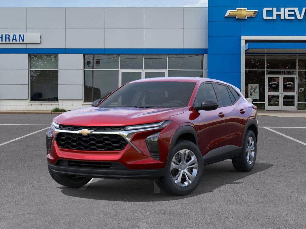 new 2026 Chevrolet Trax car, priced at $22,585