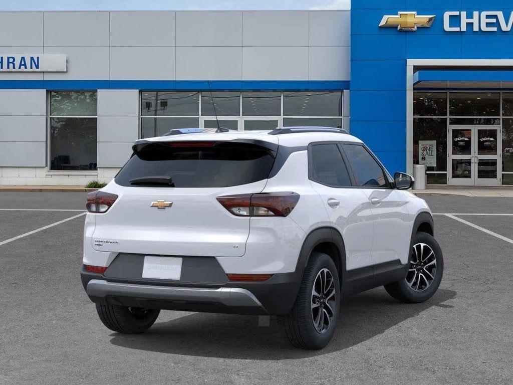 new 2026 Chevrolet TrailBlazer car, priced at $27,321