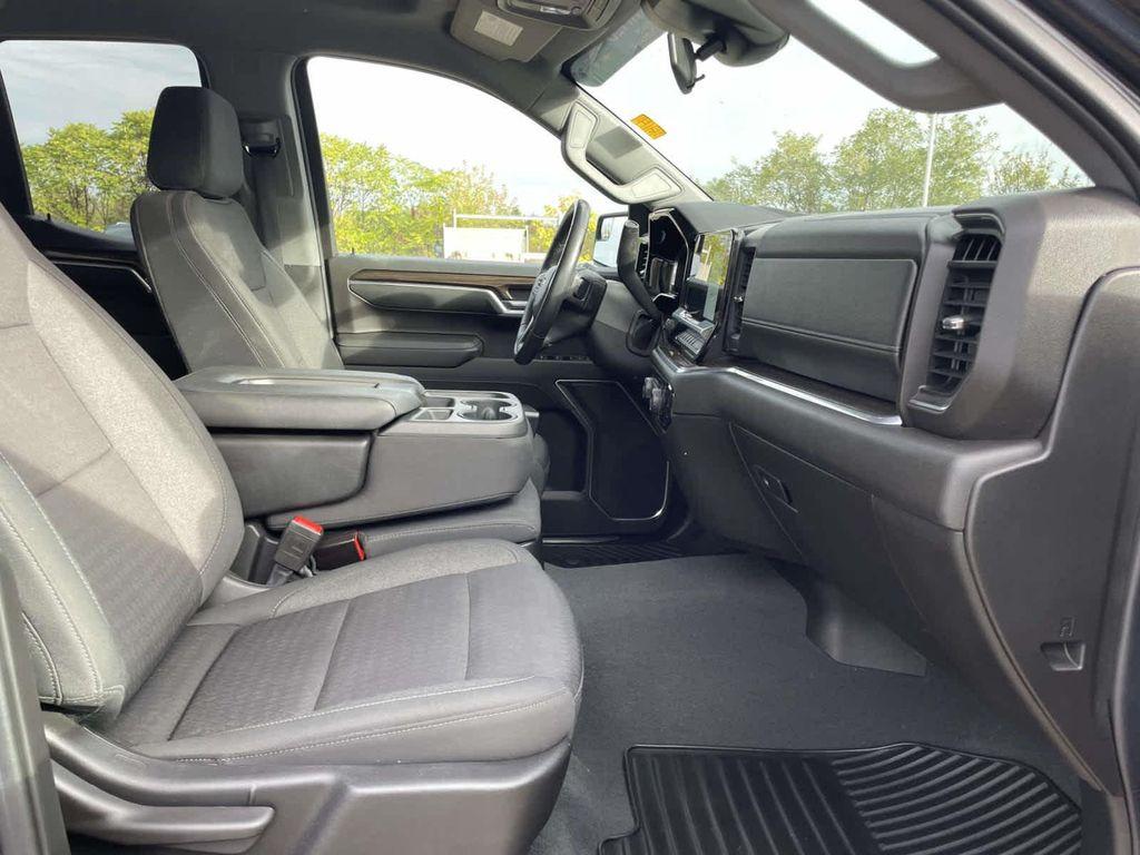 used 2022 Chevrolet Silverado 1500 car, priced at $35,385