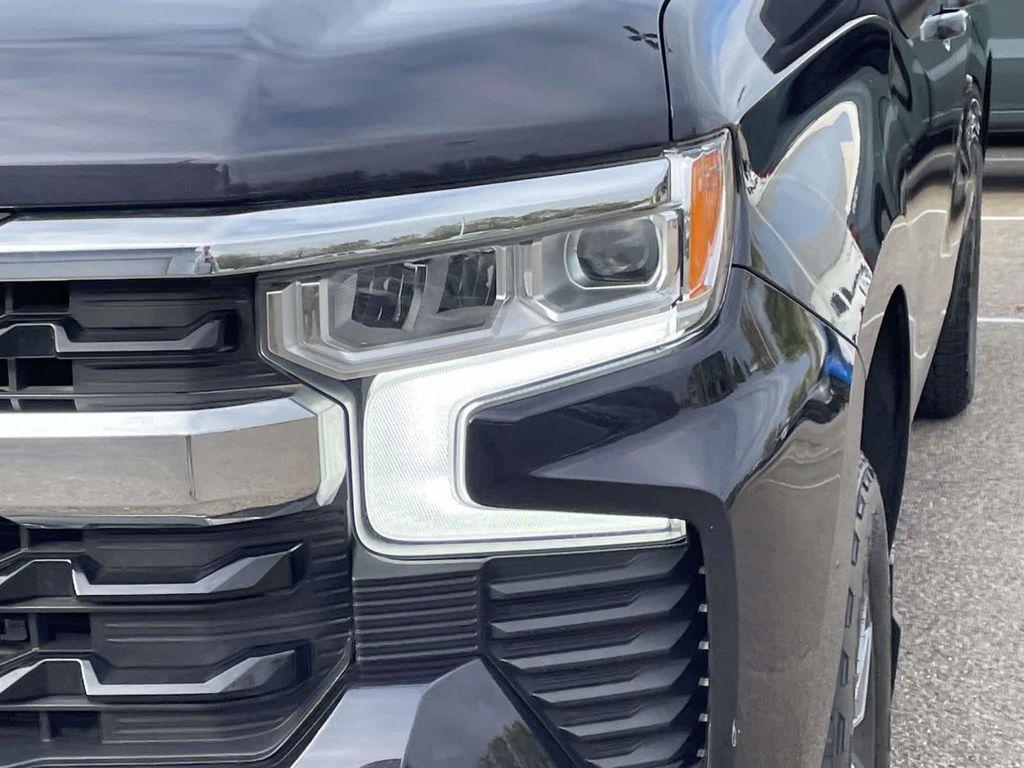 used 2022 Chevrolet Silverado 1500 car, priced at $35,385
