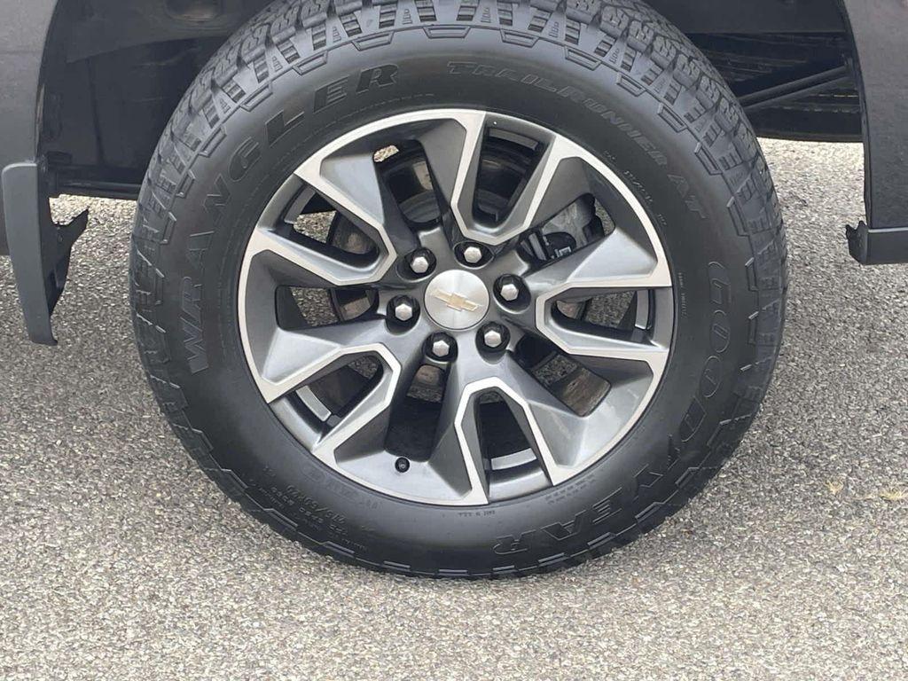 used 2022 Chevrolet Silverado 1500 car, priced at $35,385