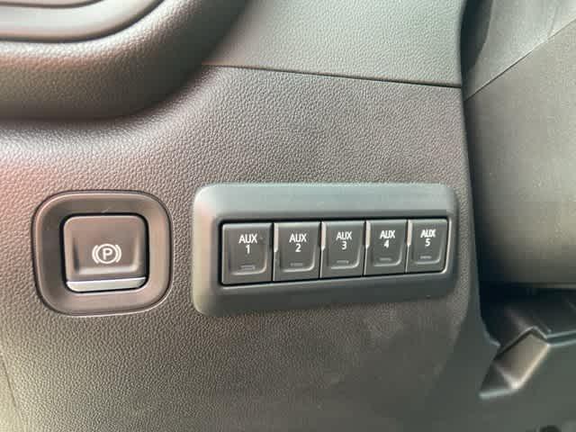 new 2025 Chevrolet Silverado 3500 car, priced at $54,278