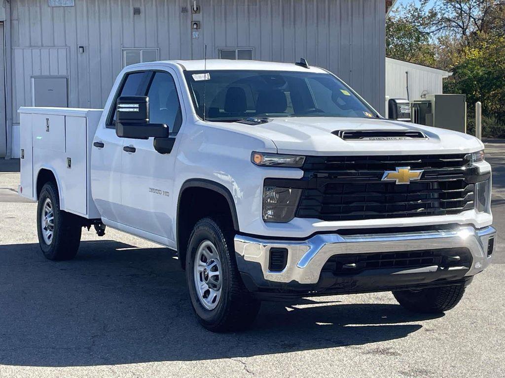 new 2025 Chevrolet Silverado 3500 car, priced at $54,278