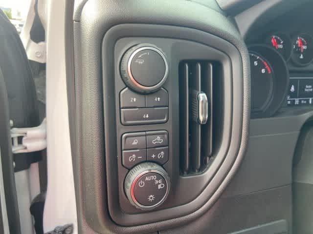 new 2025 Chevrolet Silverado 3500 car, priced at $54,278