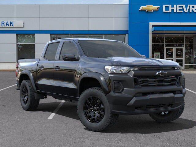 new 2025 Chevrolet Colorado car, priced at $44,590