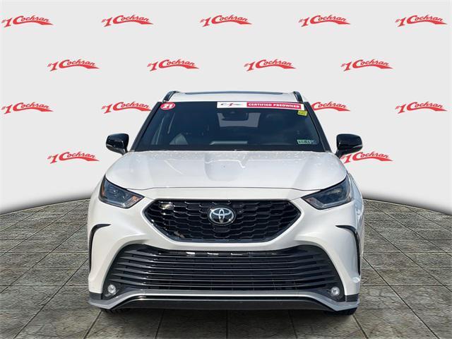 used 2021 Toyota Highlander car, priced at $37,357