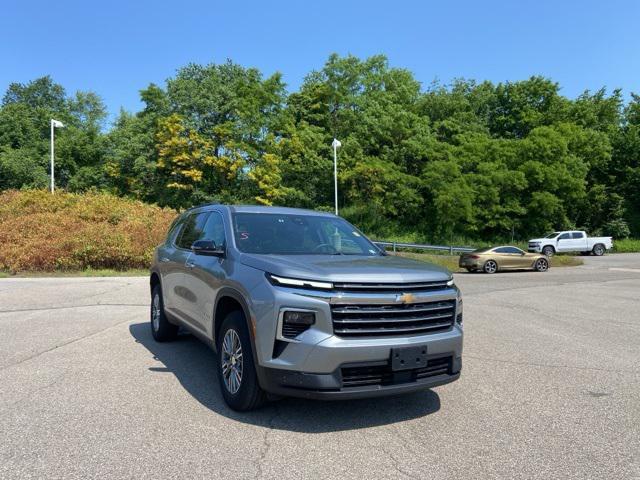 used 2024 Chevrolet Traverse car, priced at $40,998