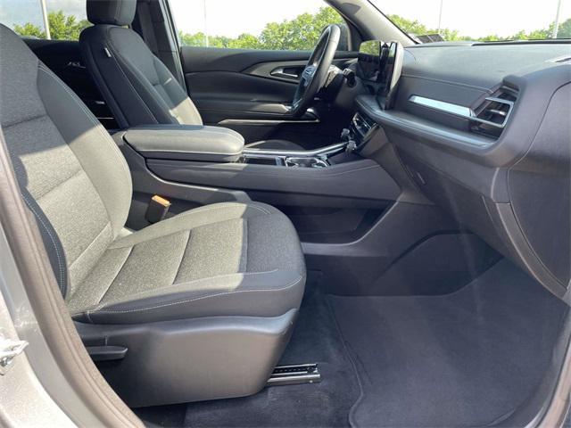 used 2024 Chevrolet Traverse car, priced at $39,348