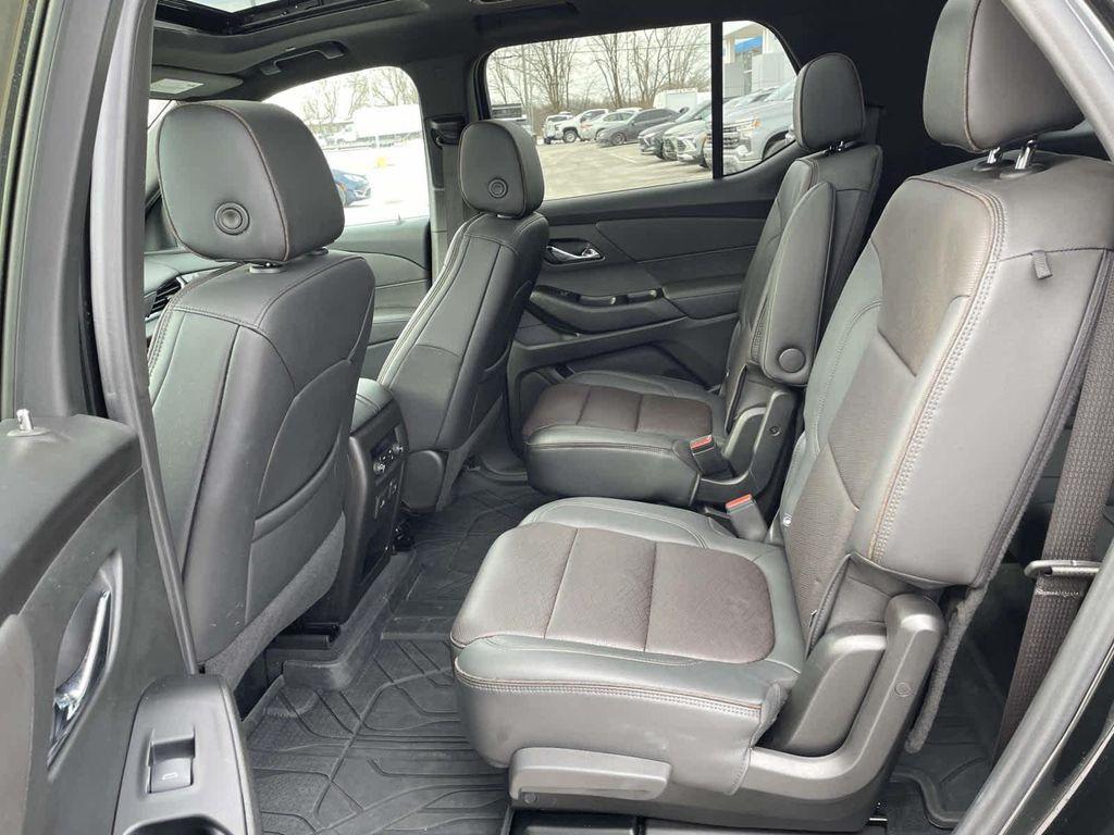 used 2023 Chevrolet Traverse car, priced at $38,799