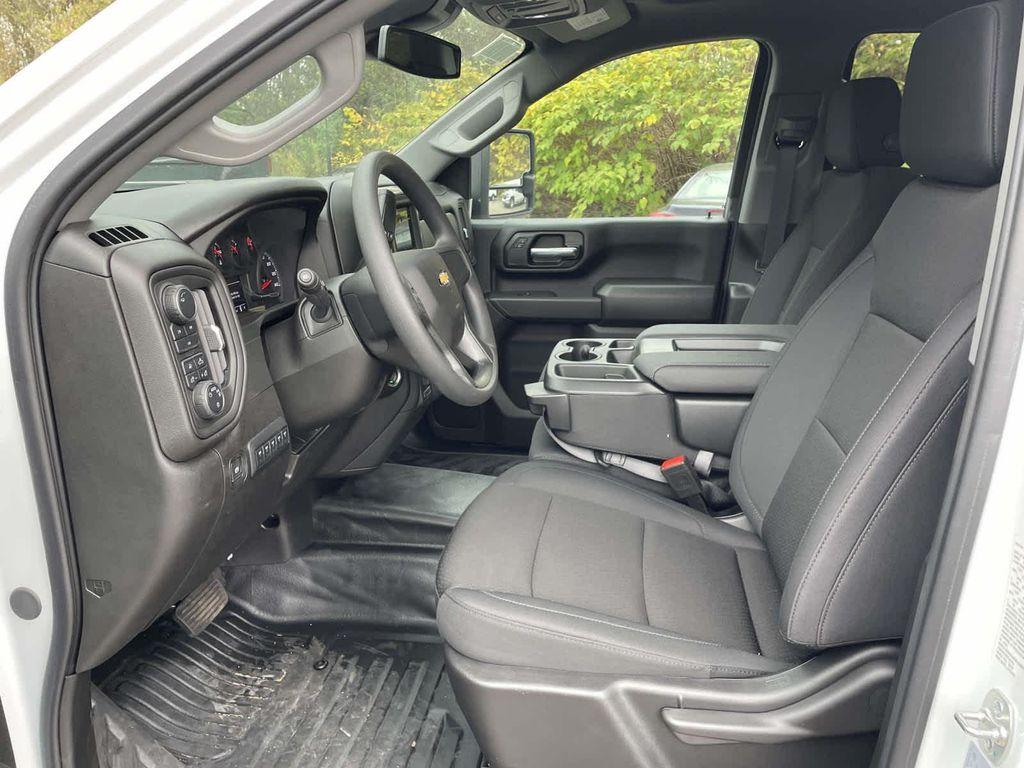 new 2025 Chevrolet Silverado 3500 car, priced at $54,278