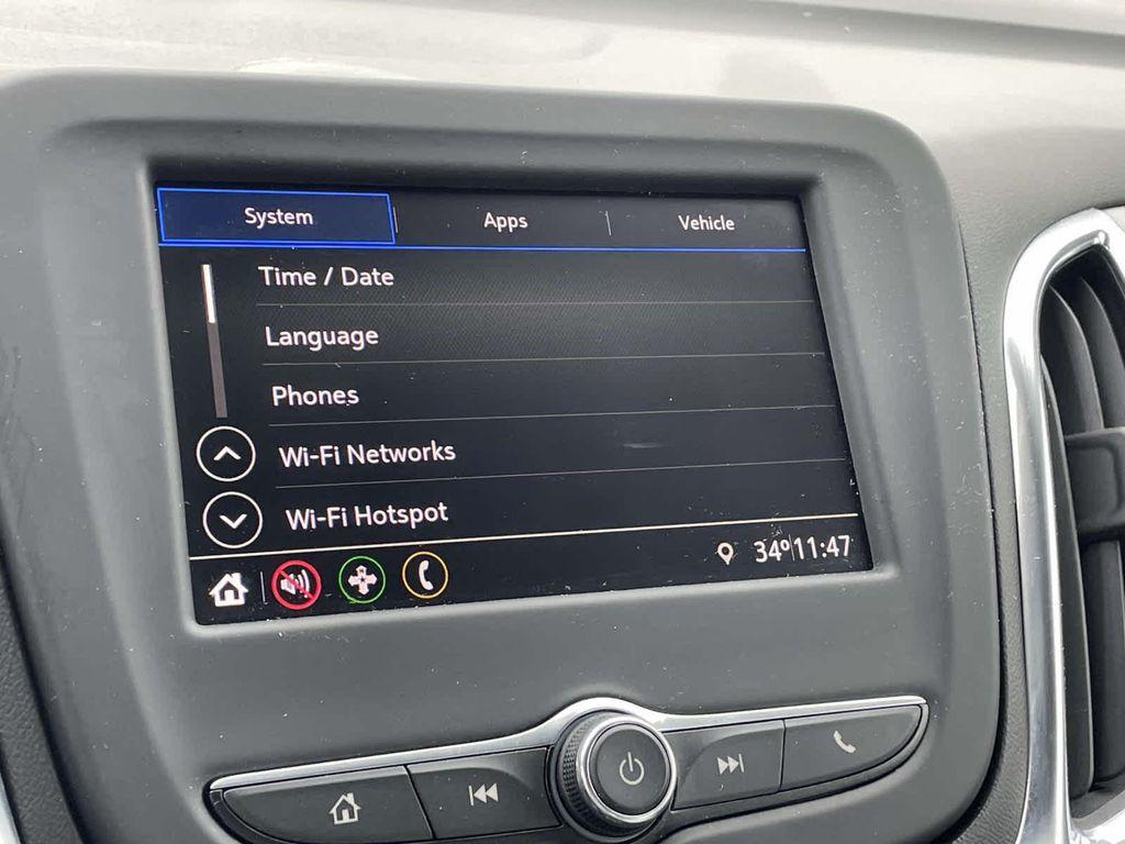 used 2021 Chevrolet Equinox car, priced at $17,497