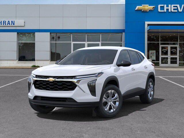 new 2025 Chevrolet Trax car, priced at $21,495