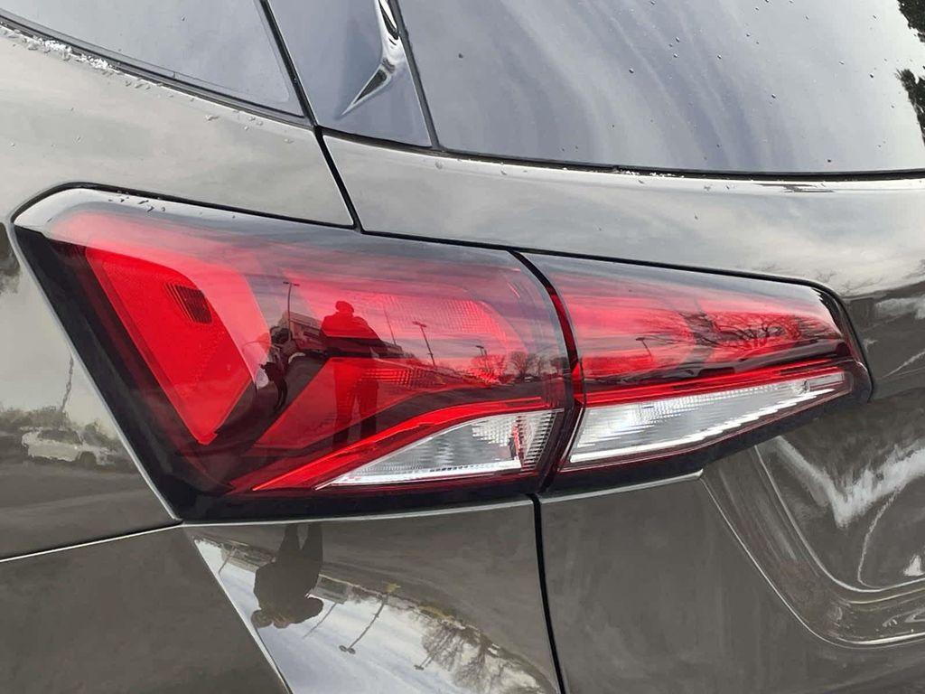 used 2024 Chevrolet Equinox car, priced at $24,997