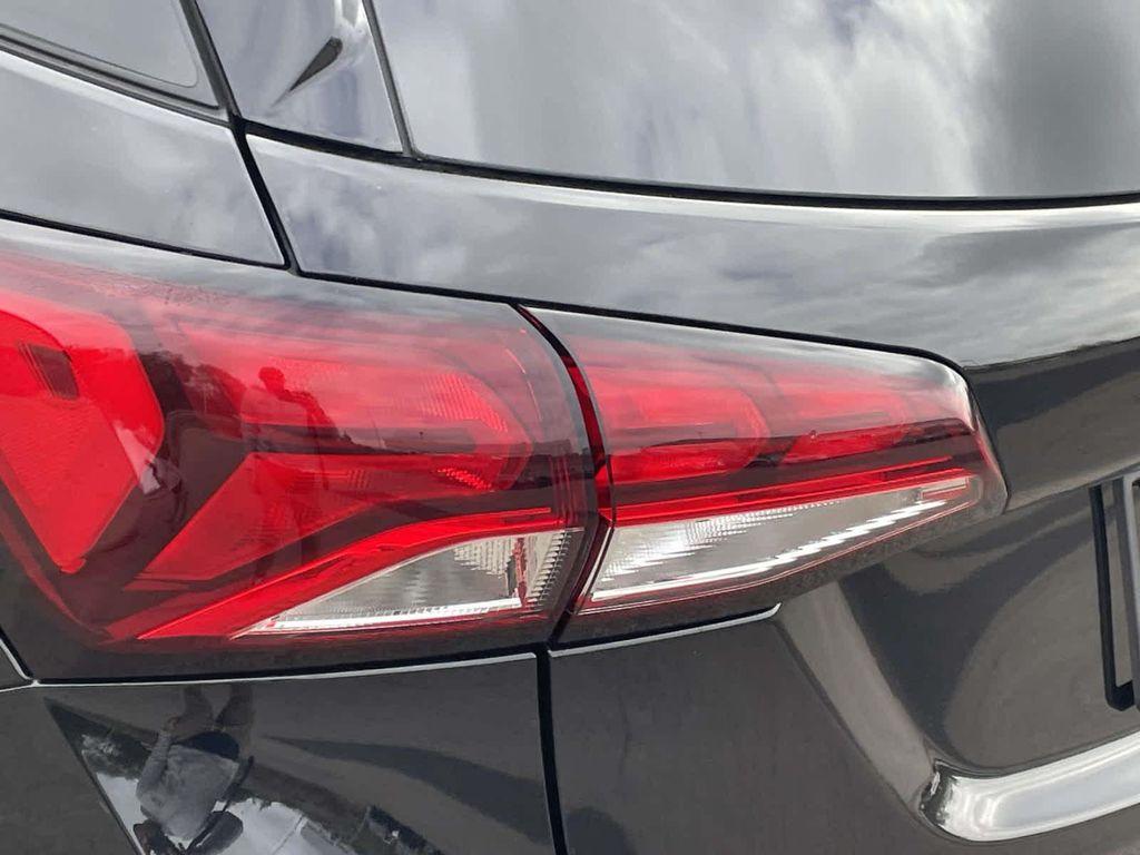 used 2023 Chevrolet Equinox car, priced at $21,997