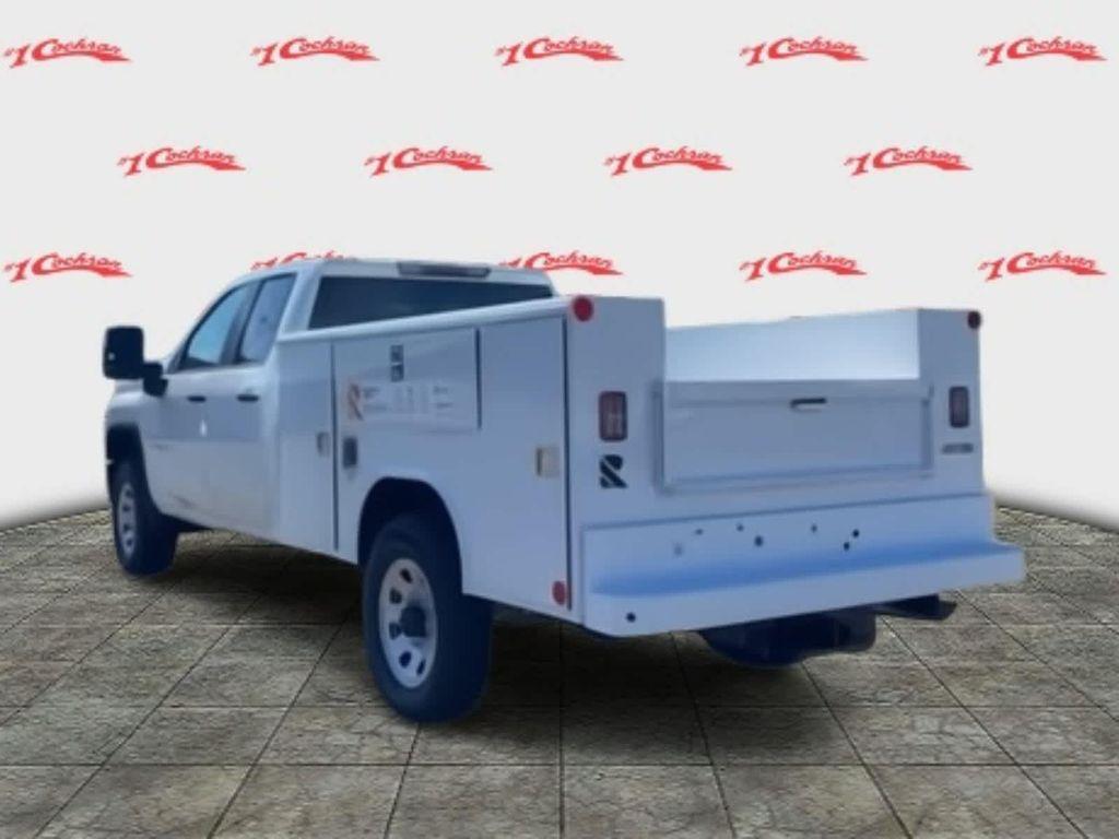 new 2025 Chevrolet Silverado 3500 car, priced at $54,278