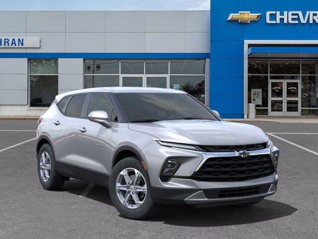 new 2025 Chevrolet Blazer car, priced at $37,621