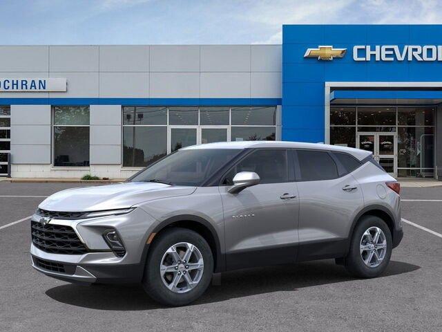 new 2025 Chevrolet Blazer car, priced at $38,620