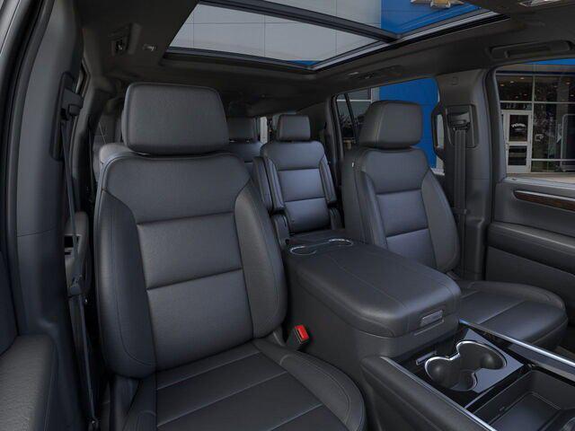 new 2025 Chevrolet Suburban car, priced at $78,020