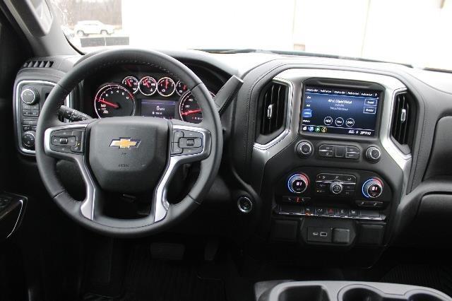 used 2022 Chevrolet Silverado 1500 car, priced at $32,694