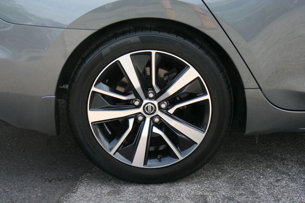 used 2019 Nissan Maxima car, priced at $24,950