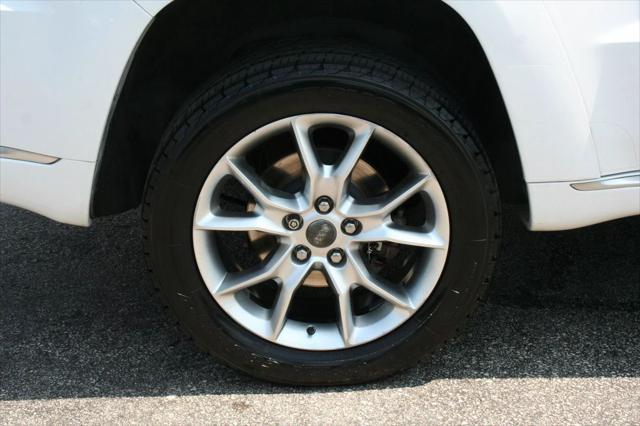 used 2015 Jeep Grand Cherokee car, priced at $19,950