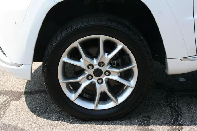 used 2015 Jeep Grand Cherokee car, priced at $19,950