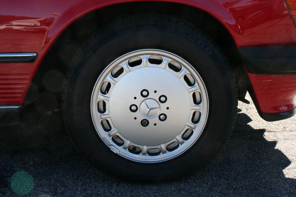 used 1988 Mercedes-Benz 560SL car, priced at $34,555