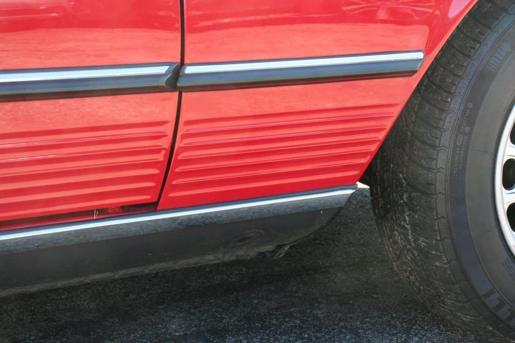 used 1988 Mercedes-Benz 560SL car, priced at $34,555