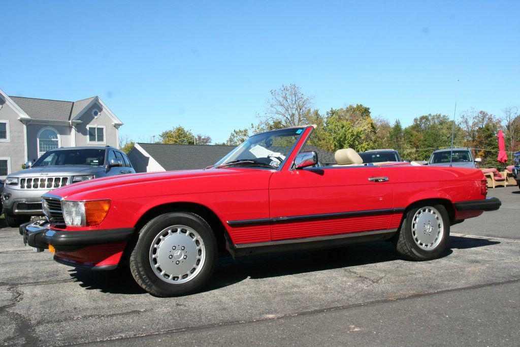used 1988 Mercedes-Benz 560SL car, priced at $34,555