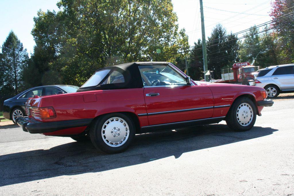 used 1988 Mercedes-Benz 560SL car, priced at $34,555
