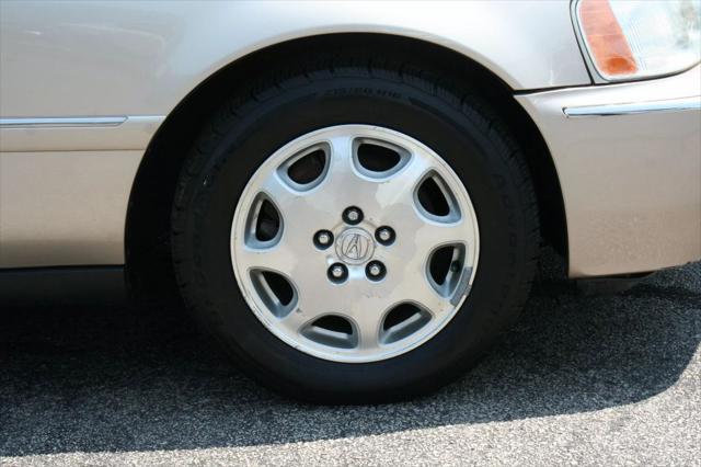 used 2000 Acura RL car, priced at $7,450