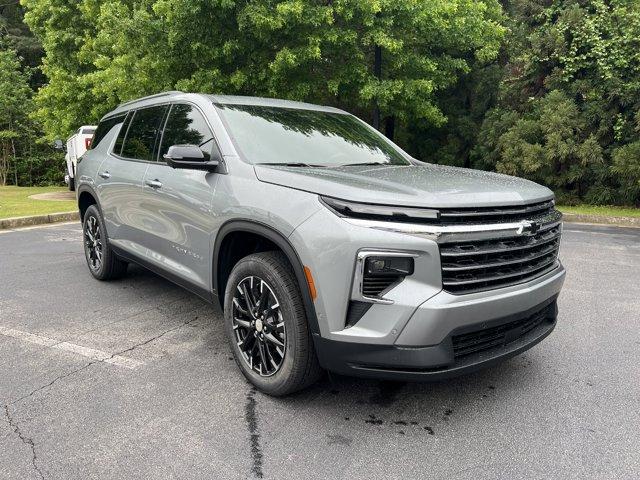 new 2025 Chevrolet Traverse car, priced at $46,855