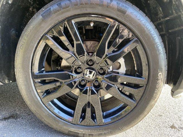 used 2022 Honda Pilot car, priced at $29,800